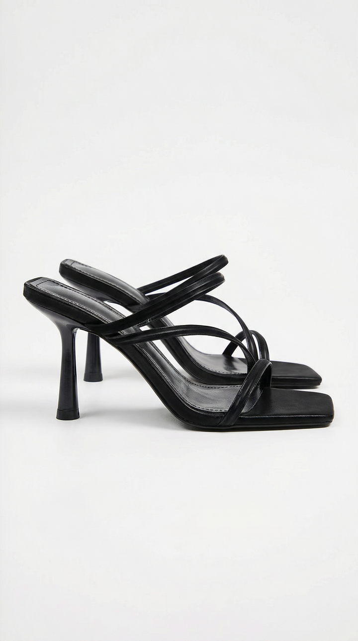 Mules con tiras de Amanda