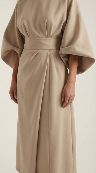 Maxi Vestido Ana con Cinturón en la Cintura