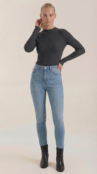 Constance Algodón Top de Cuello Alto