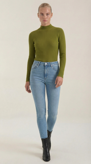 Constance Algodón Top de Cuello Alto