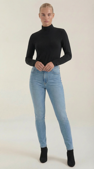 Constance Algodón Top de Cuello Alto