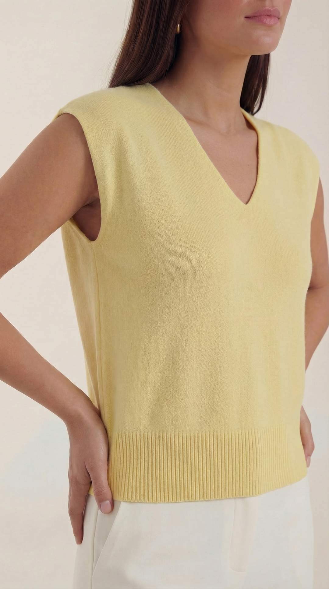 Blusa Kim con escote en V