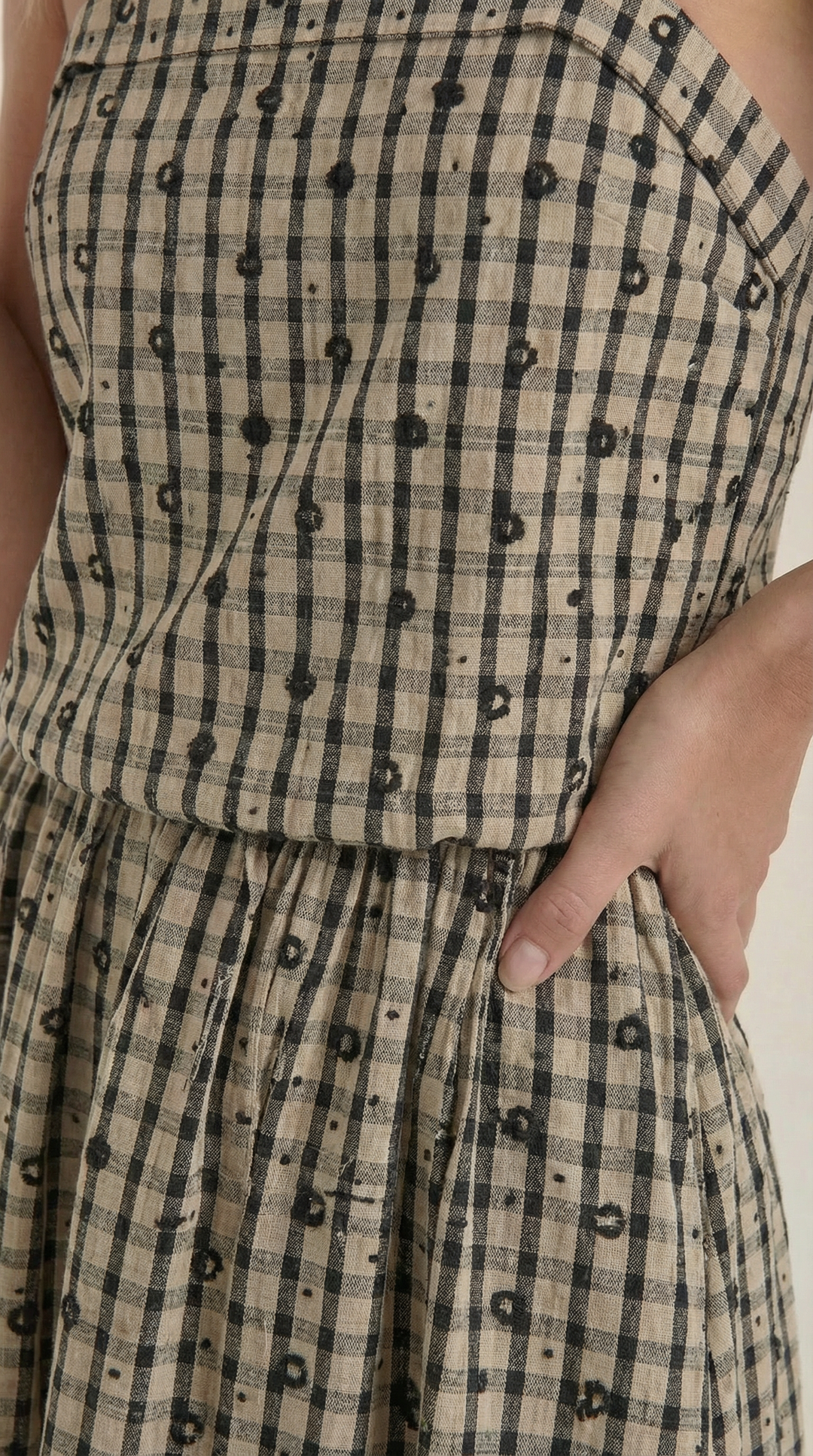 Vestido Midi de Verano a Cuadros con Escote Redondo