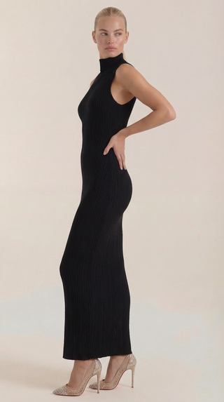 Vestido Sonia midi ajustado de cuello alto