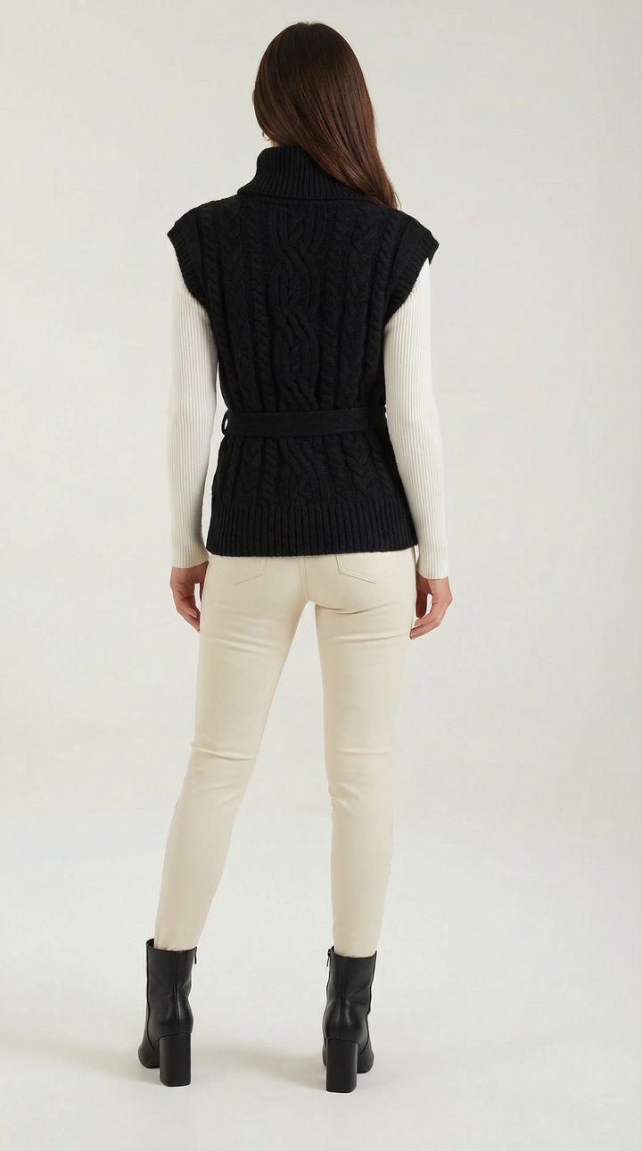 Chaleco de punto trenzado con cuello alto Wendy